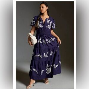 NWT. NEVER WORN. SOMERSET MAXI. Navy/White Somerset Embroidered Floral Tiered
